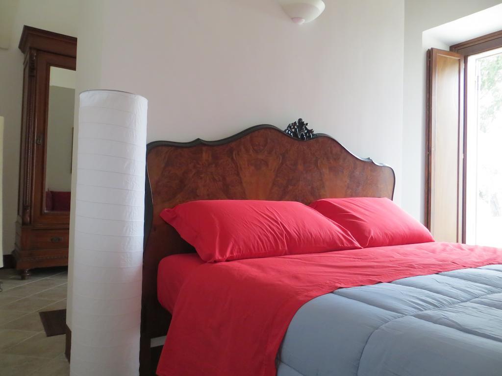 Agriturismo Occhineri 포르토 세자레오 객실 사진